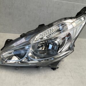 KOPLAMP PEUGEOT 208 HALOGEEN FACELIFT 89905649 LINKS PE-209
