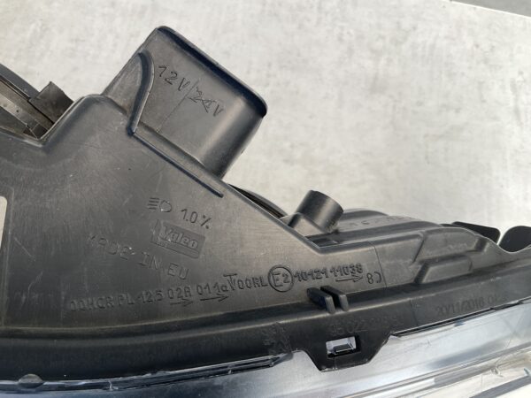KOPLAMP PEUGEOT 208 HALOGEEN FACELIFT 89905649 LINKS PE-209