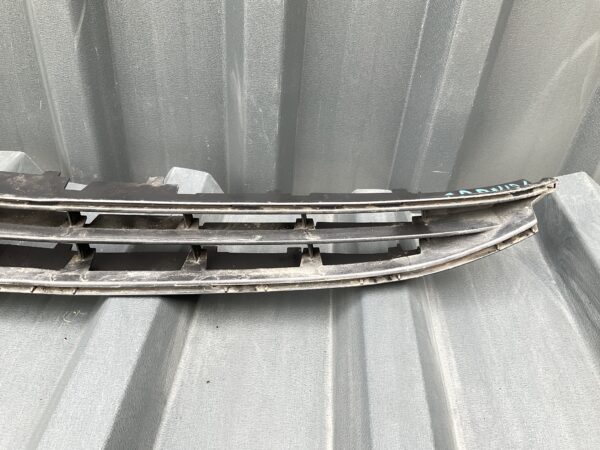 Bumper Grill  Opel Corsa 475498858 Voorbumper Grill OP:21426