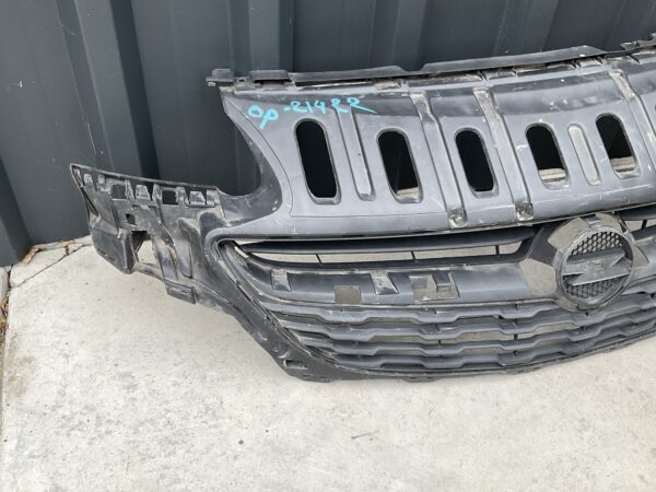 Bumper Grill Opel corsa e 16r 475498858 Grill OP:21422