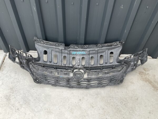 Bumper Grill Opel corsa e 16r 475498858 Grill OP:21422