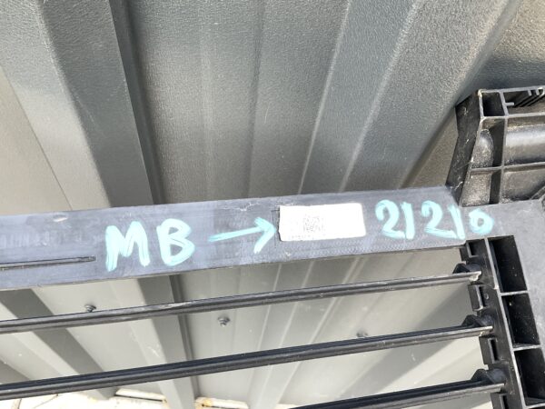 Front Plastic Mercedes B GLA II 18- W247 A2478854500  Ventilatie Luchtgeleider MB:21210