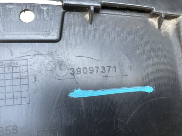 Bumper Grill Opel Crossland X 39097371 Ondergrill Lip OP:21400