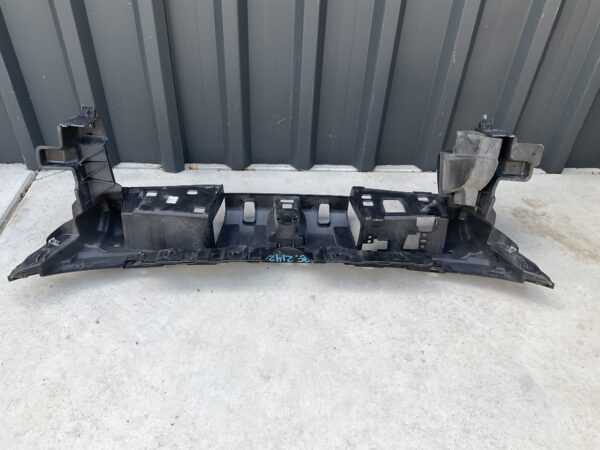 Bumper Grill Peugeot 3008 9805243277 Voorbumper Houder PE-21420