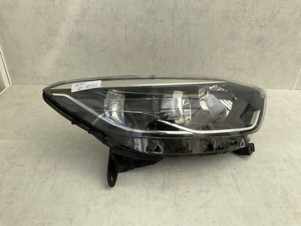 KOPLAMP RENAULT CAPTUR 2013-2016 260102734R  RECHTS RE-8523