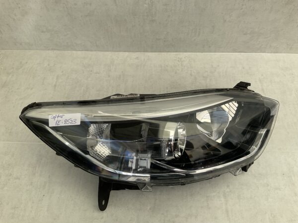 KOPLAMP RENAULT CAPTUR 2013-2016 260102734R  RECHTS RE-8523