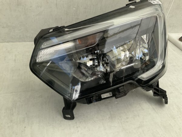 KOPLAMP RENAULT MASTER 3 FACELIFT LED 260105567R RECHTS RE-671A