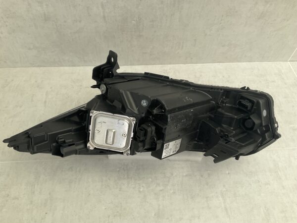 KOPLAMP RENAULT ZOE LED PURE VISION 260102384R RECHTS RE-4999