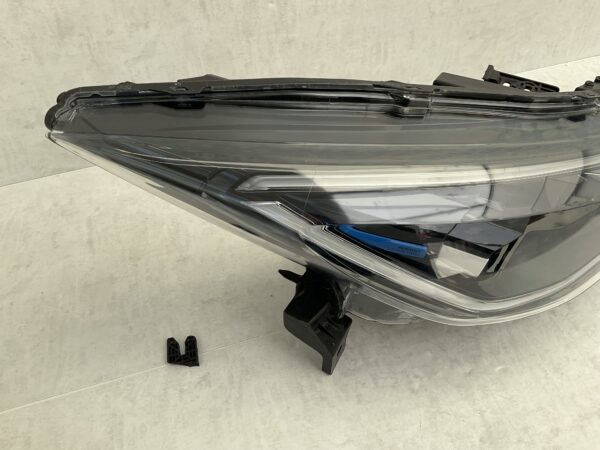 KOPLAMP RENAULT ZOE LED PURE VISSION 260102384R RECHTS RE-5008