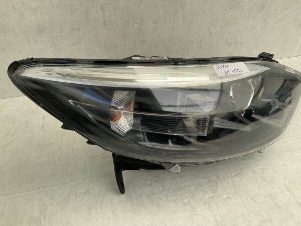 KOPLAMP RENAULT CAPTUR LED 260104758R RECHTS RE-4542