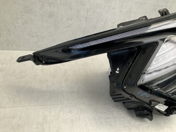 KOPLAMP KIA SPORTAGE 5 22-24 LED 92102R2100 RECHTS K-8393