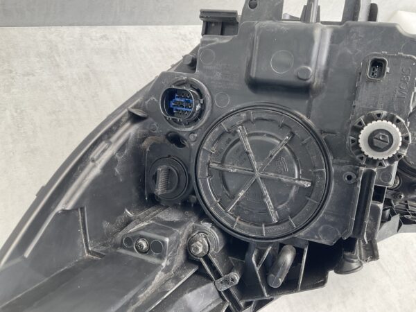 KOPLAMP KIA SORENTO FULL LED 92102-C5030 RECHTS K-4742