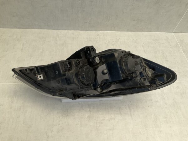 KOPLAMP KIA CEED 09-12 LED 92101-1H LINKS K-3936