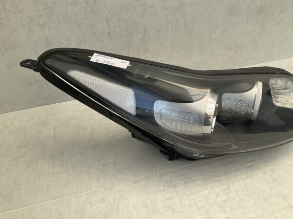 KOPLAMP KIA SPORTAGE FULL LED 92102-F1010 RECHTS K-5406