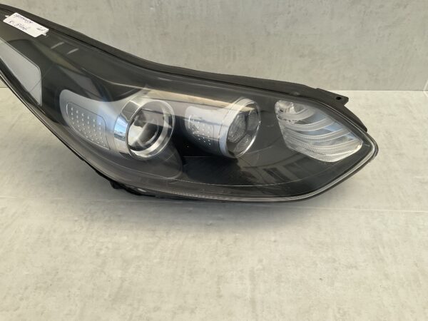 KOPLAMP KIA SPORTAGE FULL LED 92102-F1010 RECHTS K-5406