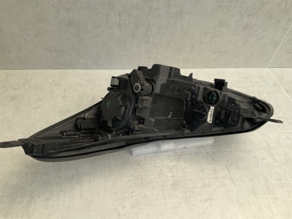 KOPLAMP KIA SPORTAGE FULL LED 92102-F1010 RECHTS K-5406