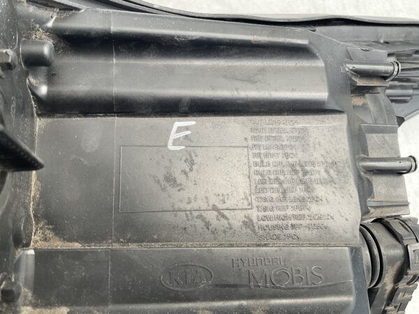 KOPLAMP KIA SPORTAGE FULL LED 92102-F1010 RECHTS K-5406