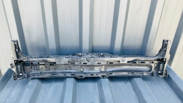 Bumper Grill Toyota Yaris 20 53213k001 Voor Front TO-21286