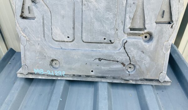 Bumper Onderplaat Mercedes GLE A1675200100 Beschermplaat bodem MB-21292