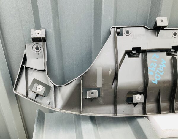 Bumper Onderplaat mazda k2443 MA-21299