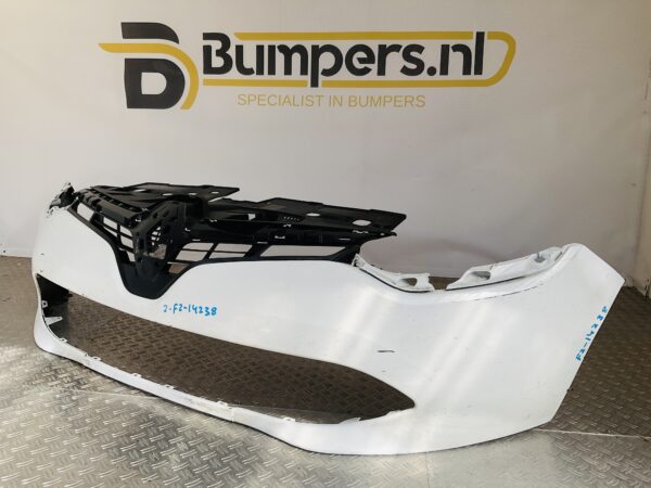 Bumper Renault Clio 4 2012-2015 620221112R Voorbumper 2-F2-14238z