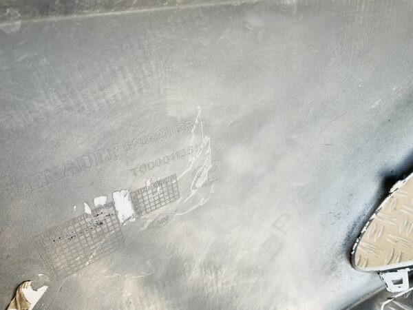 Bumper Renault Clio 4 2012-2015 620221112R Voorbumper 2-F2-14238z