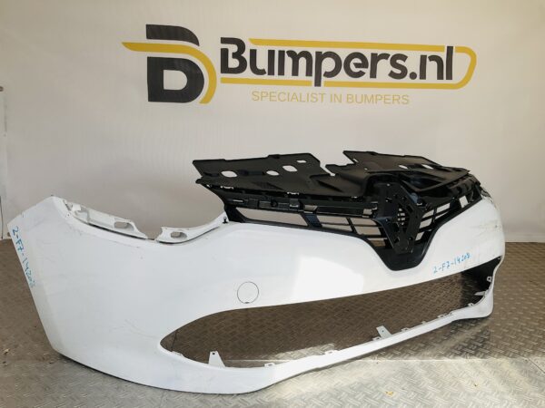 Bumper Renault Clio 4 2012-2015 620221112R Voorbumper 2-F2-14208z
