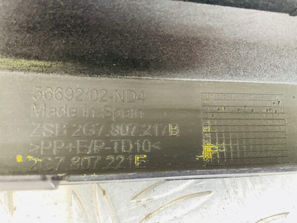 Bumper Volkswagen Taigo 2G7 Rline R-Line 22- 2G7807221B Voorbumper 1-B8-14438z