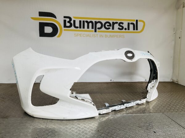 BUMPER Toyota Yaris 2019-2023 52119-0DA00 VOORBUMPER 2-D3-14443z