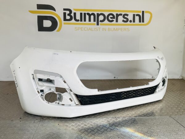 Bumper Peugeot 107 Facelift 11-14 52119-0H120 Voorbumper 2-J1-14479z