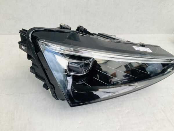 KOPLAMP SKODA SCALA FULL LED 657941016A RECHTS SK-4453