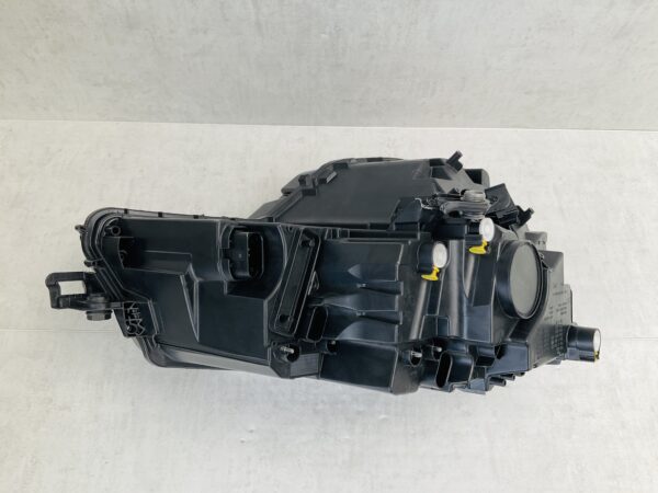 KOPLAMP SKODA KAROQ FULL LED 57B941015D LINKS SK-4446