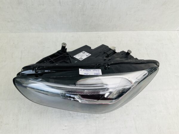 KOPLAMP MERCEDES B KLASSE W247 HIGH PERFORMANCE LED A2479060904 LINKS MB-4463