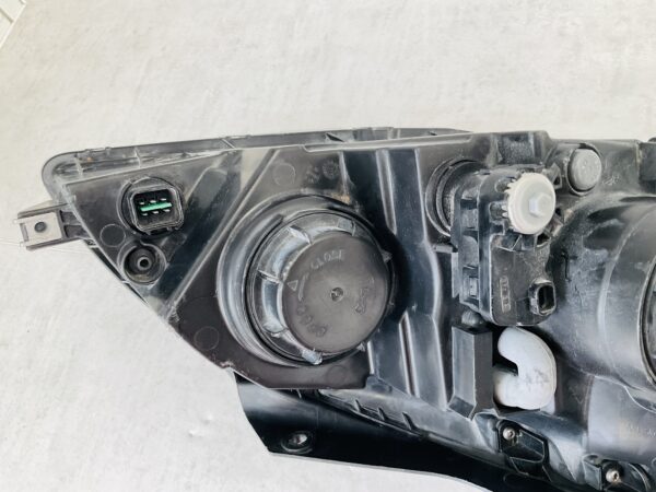 KOPLAMP HYUNDAI I30 1EL010146-01 921012R000 LINKS HY-4464