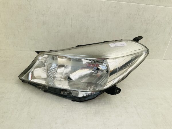 KOPLAMP TOYOTA YARIS 11-14 LINKS TO-4468