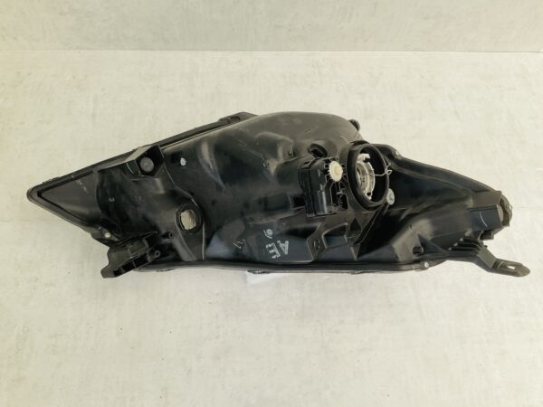 KOPLAMP TOYOTA YARIS 11-14 LINKS TO-4468
