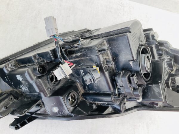 KOPLAMP TOYOTA YARIS ORIGINEEL LINKS TO-4477