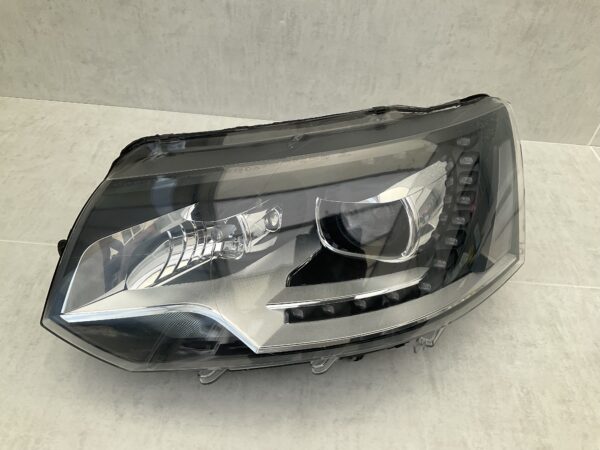 KOPLAMP VOLKSWAGEN TRANSPORTER T5 XENON 7E5941017B LINKS VW-8104