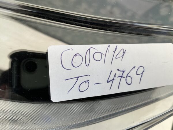 KOPLAMP TOYOTA COROLLA E21 LED 81110-02X10 RECHTS TO-4769