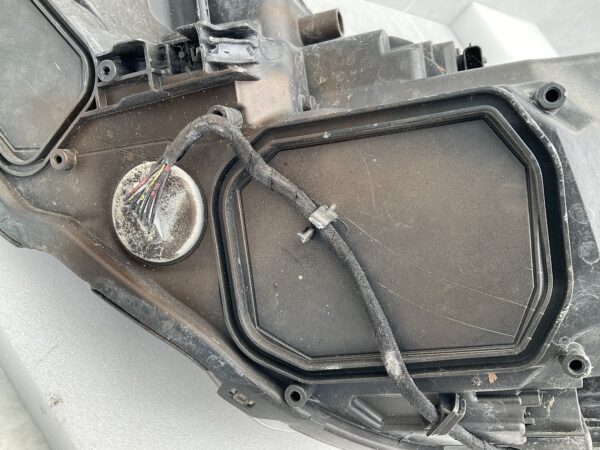 KOPLAMP TOYOTA AURIS E18 12-18 FULL LED 81130-02K30 LINKS TO-4437