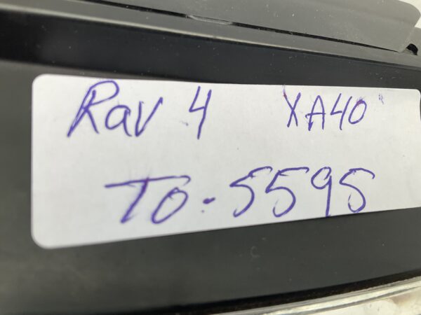 KOPLAMP TOYOTA RAV 4 RAV-4 XA40 XENON LED W3049 LINKS TO-5595