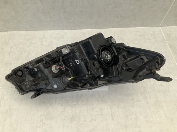 KOPLAMP TOYOTA YARIS ORIGINEEL LINKS TO-5613