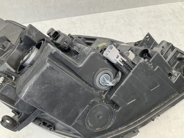 KOPLAMP TOYOTA YARIS ORIGINEEL LINKS TO-5613