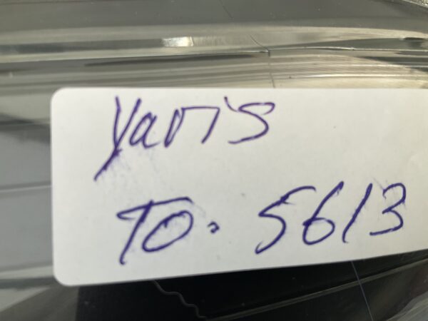 KOPLAMP TOYOTA YARIS ORIGINEEL LINKS TO-5613