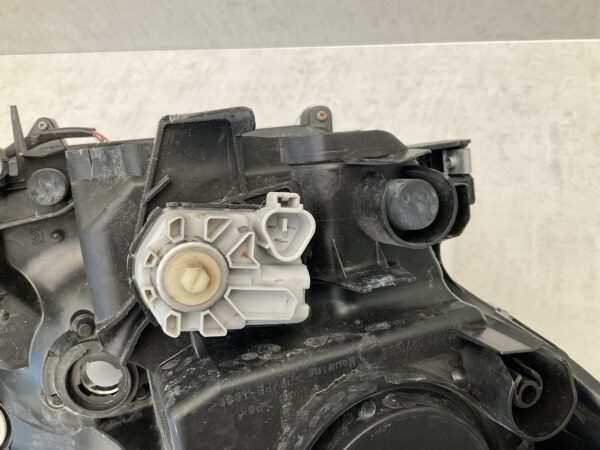 KOPLAMP TOYOTA RAV 4 RAV-4 XA40 XENON LED W3049 LINKS TO-8461