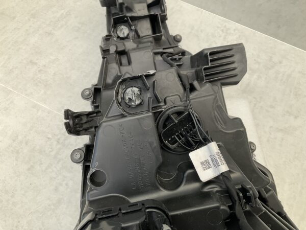 KOPLAMP TOYOTA COROLLA E21 81150-02S70 LINKS TO-4837