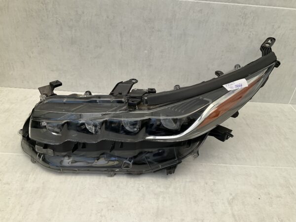KOPLAMP TOYOTA PRIUS FULL LED 7V12W ORIGINEEL LINKS TO-8464