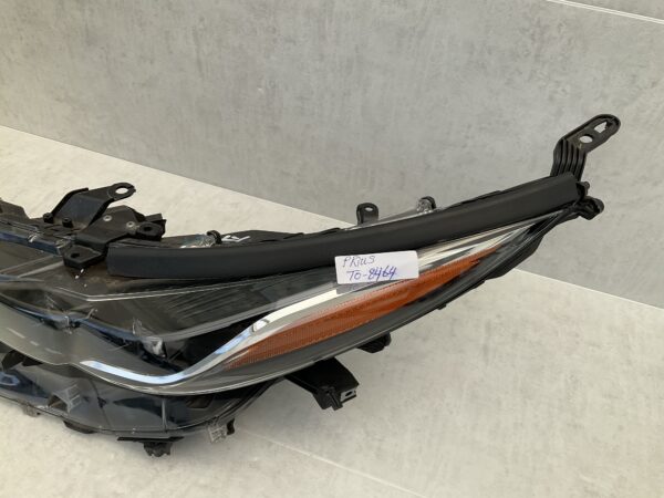 KOPLAMP TOYOTA PRIUS FULL LED 7V12W ORIGINEEL LINKS TO-8464