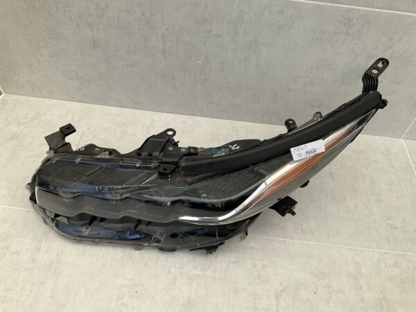 KOPLAMP TOYOTA PRIUS FULL LED 7V12W ORIGINEEL LINKS TO-8464