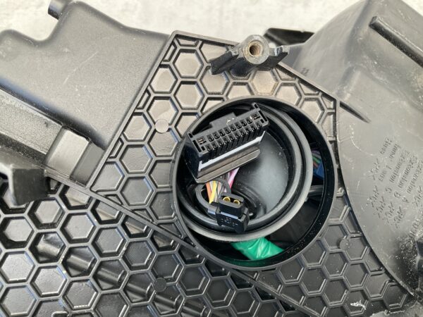 KOPLAMP TOYOTA PRIUS FULL LED 7V12W ORIGINEEL LINKS TO-8464